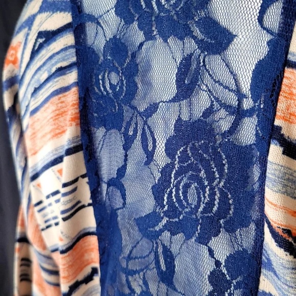 Boho Pattern Hoodie with Open Lace back panel - Picture 6 of 10